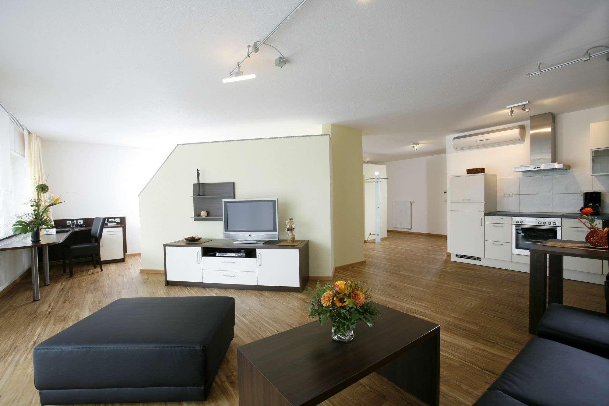 Serviced Apartments Kurpfalzhof Oftersheim Екстериор снимка